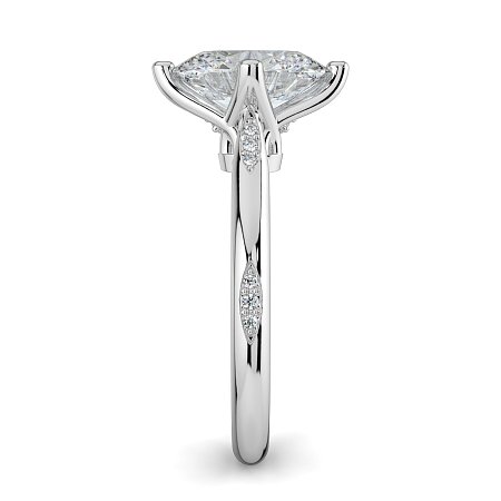 Tulip with Leaf- shaped Beads Side Stones