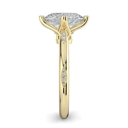 Tulip with Leaf- shaped Beads Side Stones