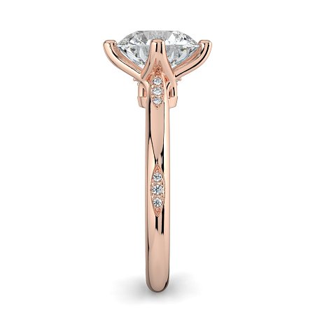 Tulip with Leaf-Shaped Beads Side Stones