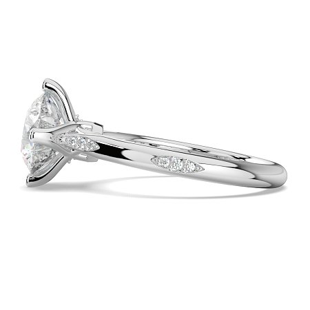 Tulip with Leaf-Shaped Beads Side Stones