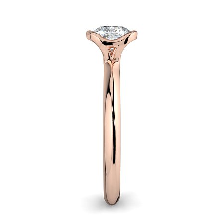 Selena Minimal Floating Central Diamond