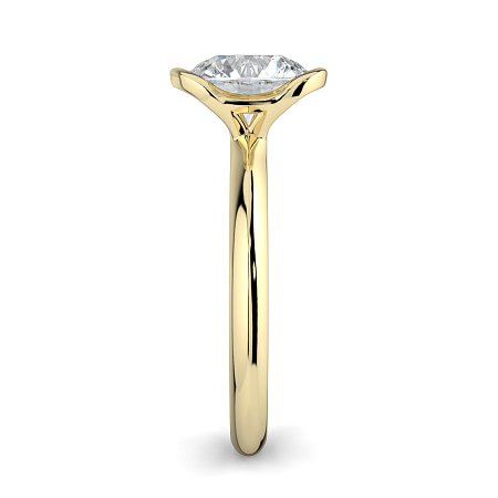 Selena Minimal Floating Central Diamond