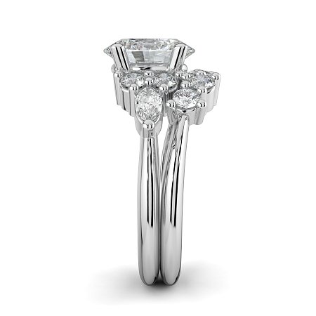 Cluster with Round and Marquise Side Stones