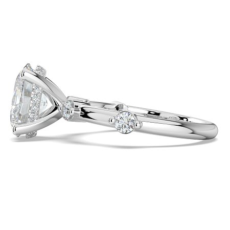 Ariel with Round Prong-Set on Band