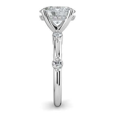 Ariel with Round Prong-Set on Band