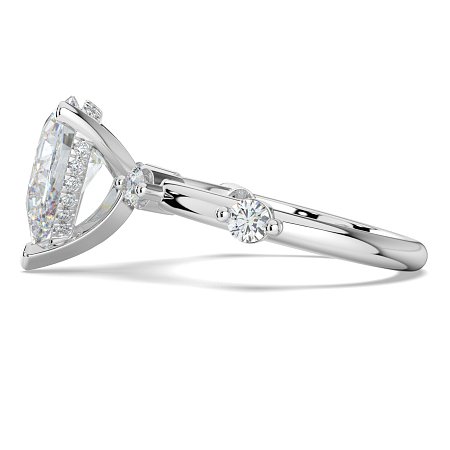 Ariel with Round Prong-Set on Band