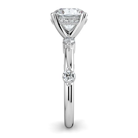 Ariel with Round Prong-Set on Band