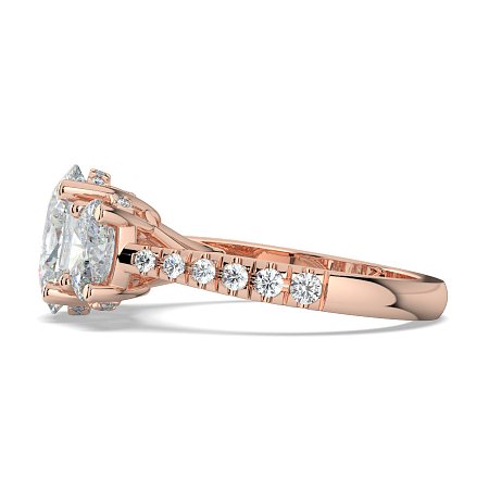 Dalia 3 Stones with Diamonds on Band