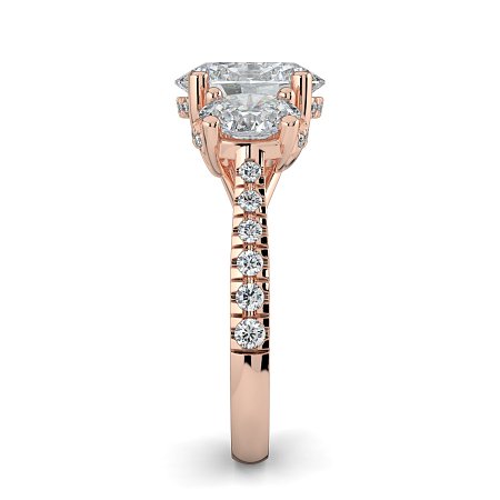Dalia 3 Stones with Diamonds on Band