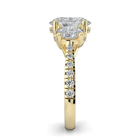 Dalia 3 Stones with Diamonds on Band