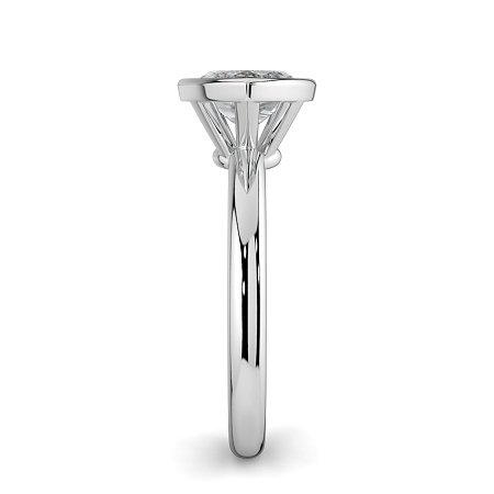 Selena Pure Fancy Solitaire