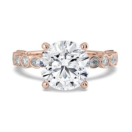 Cara 4 Claws with Oval and Round Diamonds on Band