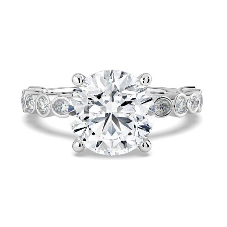 Cara 4 Claws with Oval and Round Diamonds on Band