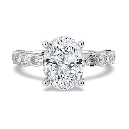 Cara 4 Claws with Oval and Round Diamonds on Band