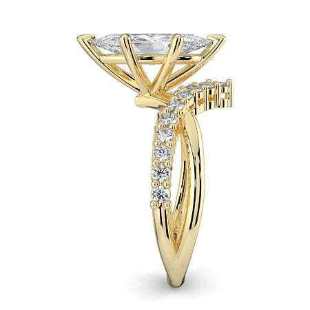 Jana 6 Claws and Double Band with Diamonds