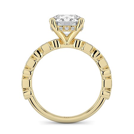 Cara 4 Claws with Emerald and Round Diamonds on Band