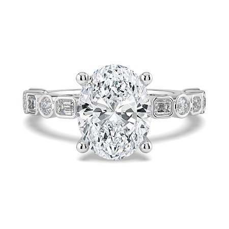 Cara 4 Claws with Emerald and Round Diamonds on Band