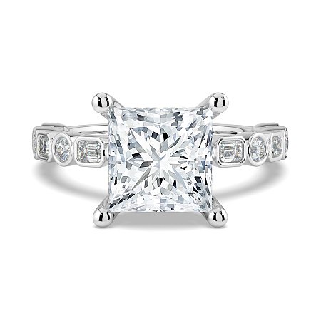 Cara 4 Claws with Emerald and Round Diamonds on Band