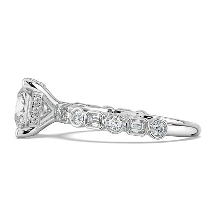 Cara 4 Claws with Emerald and Round Diamonds on Band