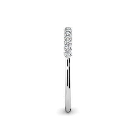 Thin Stacker Ring with Shared Claws Diamonds of 0.12cts