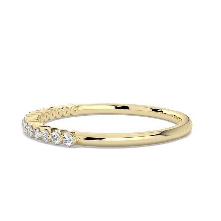Thin Stacker Ring with Shared Claws Diamonds of 0.12cts