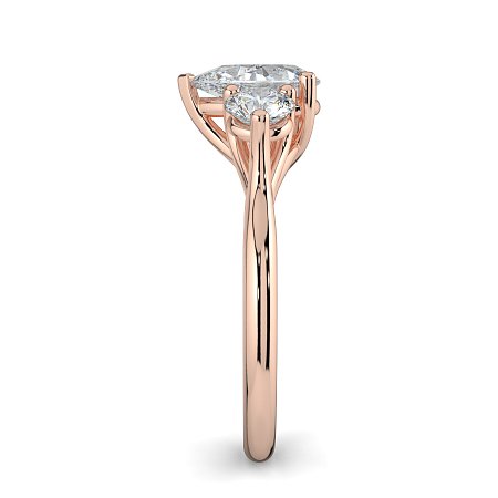 Dalia 3 Stones Round