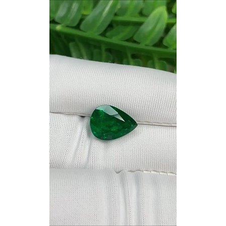2.17 ct Pear Green Natural Emerald
