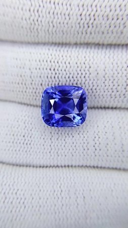 7.35 ct Cushion Blue Natural Sapphire