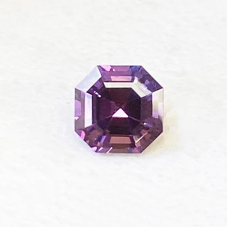 2.47 ct Emerald Purple Natural Sapphire