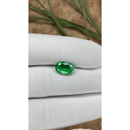 1.98 ct Oval Green Natural Emerald