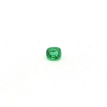 0.86 ct Cushion Green Natural Emerald