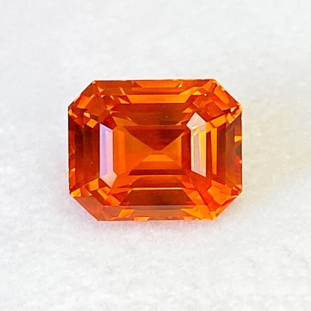 5.08 ct Emerald Orange Natural Sapphire