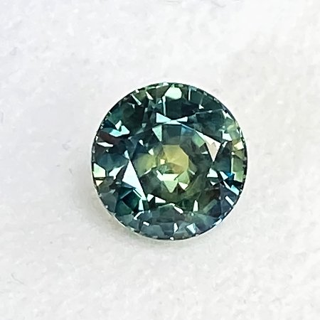 2.24 ct Round Green Natural Sapphire