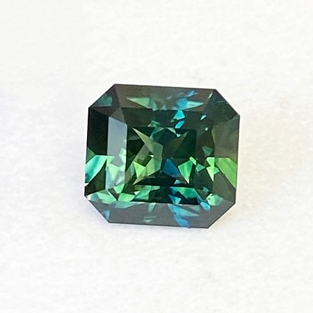 3.40 ct Radiant Green Natural Sapphire