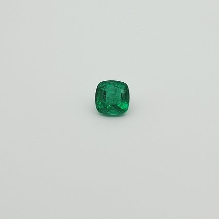 2.81 ct Cushion Green Natural Emerald
