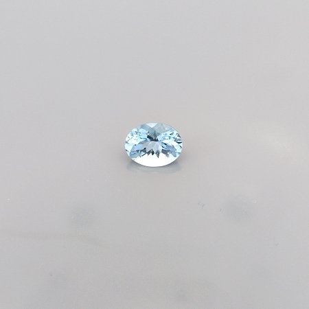 1.71 ct Oval Blue Natural Aquamarine