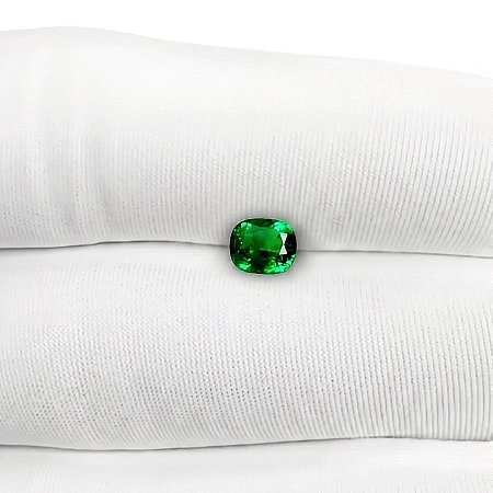1.34 ct Cushion Green Natural Emerald