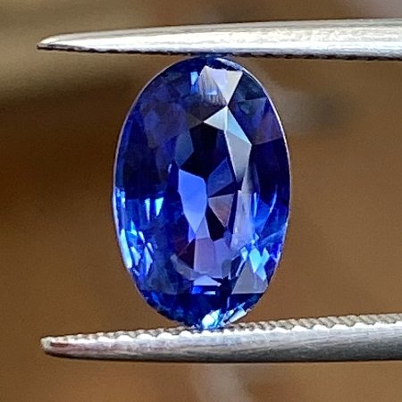3.97 ct Oval Blue Natural Sapphire