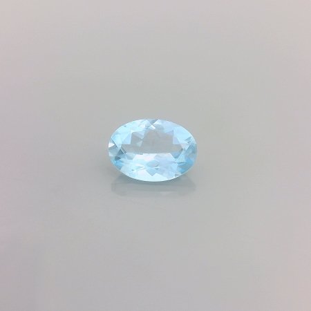 0.71 ct Oval Blue Natural Aquamarine