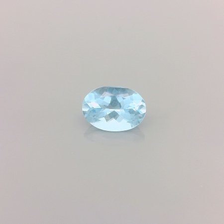 0.74 ct Oval Blue Natural Aquamarine