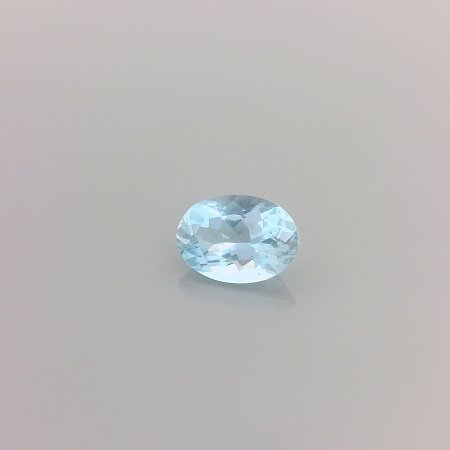 0.71 ct Oval Blue Natural Aquamarine