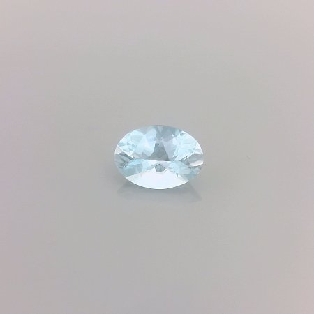 0.61 ct Oval Blue Natural Aquamarine