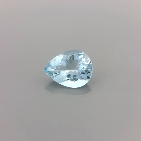 1.32 ct Pear Blue Natural Aquamarine
