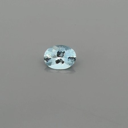 1.49 ct Oval Blue Natural Aquamarine