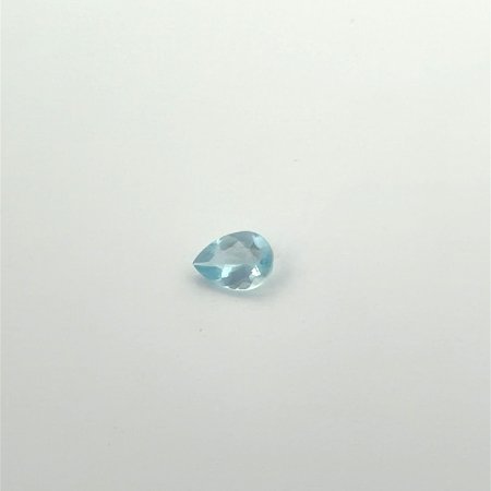 0.57 ct Pear Blue Natural Aquamarine
