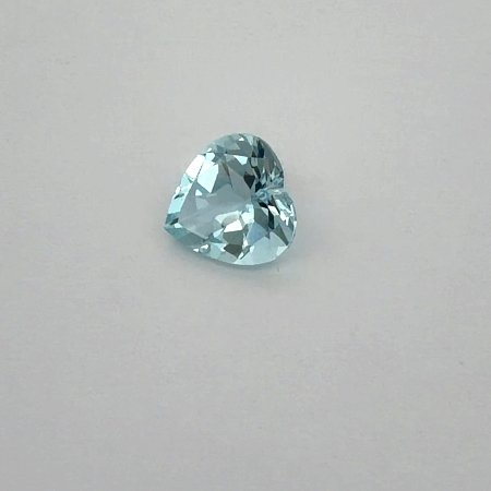 1.53 ct Heart Blue Natural Aquamarine