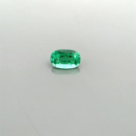 0.62 ct Oval Green Natural Emerald