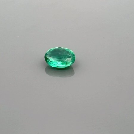1.29 ct Oval Green Natural Emerald