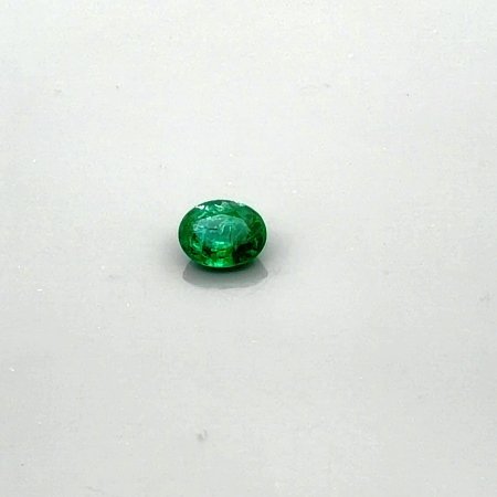 0.54 ct Oval Green Natural Emerald