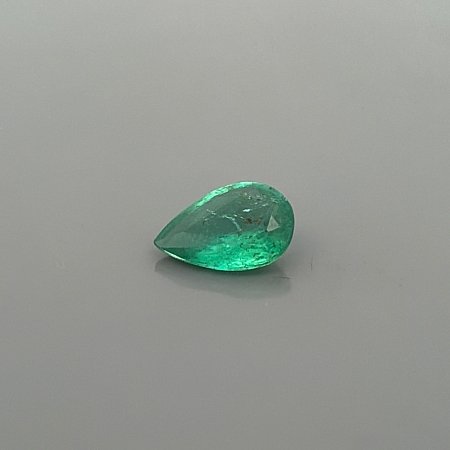 1.33 ct Pear Green Natural Emerald